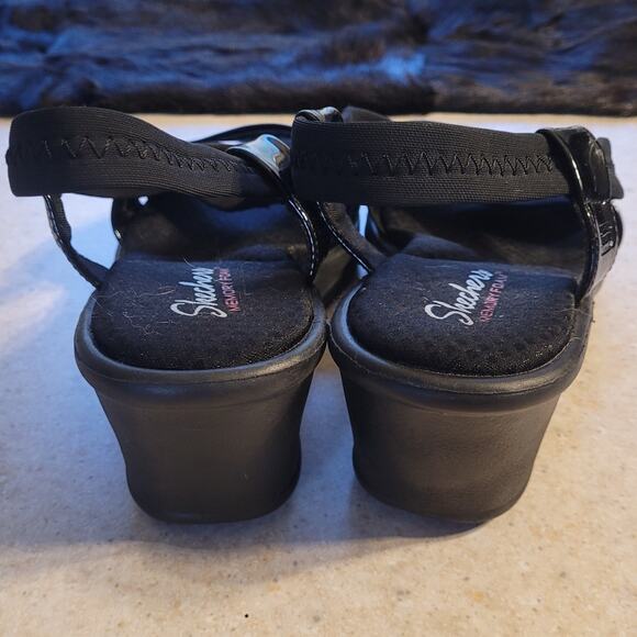 SKECHERS Memory Foam Black Wedge Sandals 10 Comfort Platform Slide Casual Shoe - Picture 3 of 6
